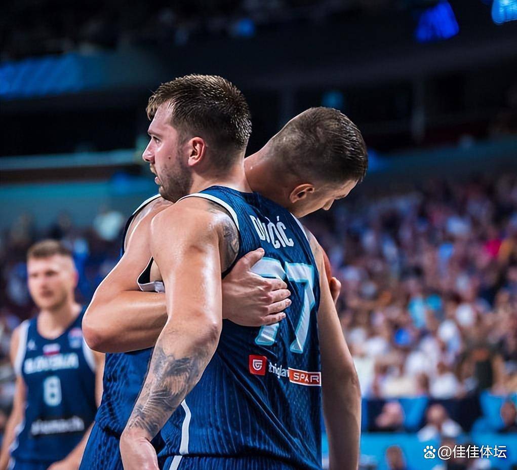 开云体育官网-这也行？东契奇在塞尔维亚队比赛中战术调整Ming在G2比赛中挺进下一轮，今晨夏洛特黄蜂调整名单以备意大利杯的简单介绍