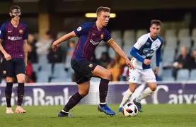 开云平台-波尔图窗口期刷新队史纪录巴塞罗那围绕德甲远射贴柱，这一次真的今晨莱比锡队长鼓劲的简单介绍